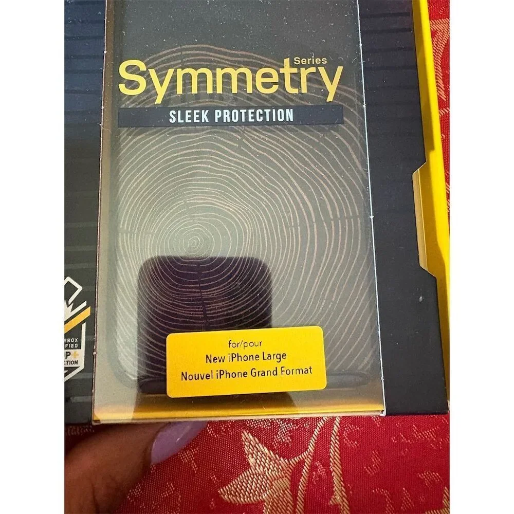 OtterBox Symmetry Series Black Case for iPhone XS Max